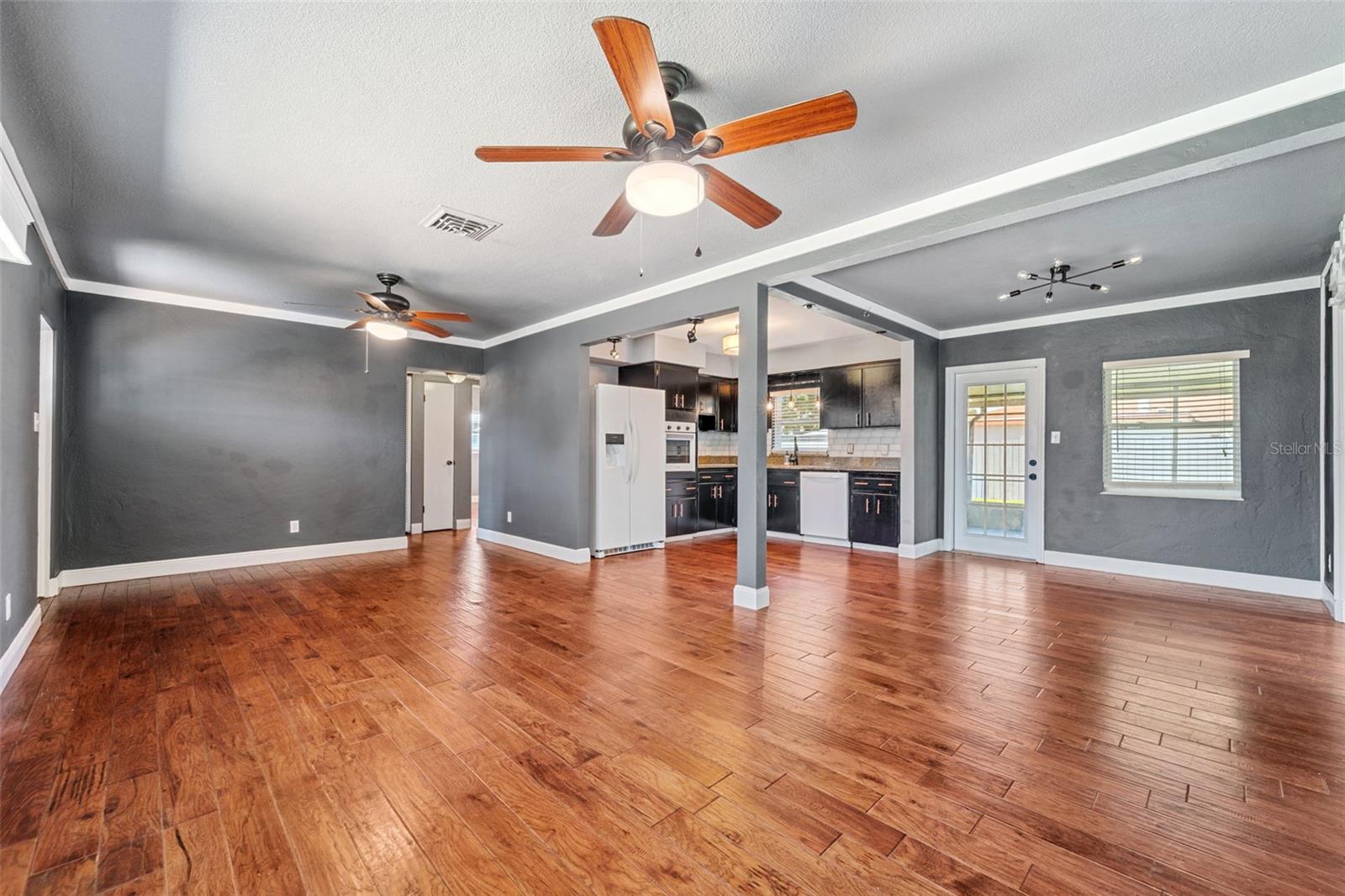 Image 6 of 26 For 1900 40th Street N