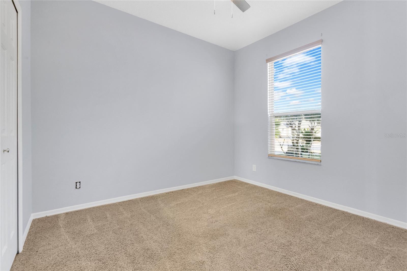 Image 17 of 24 For 8102 Country Run Parkway