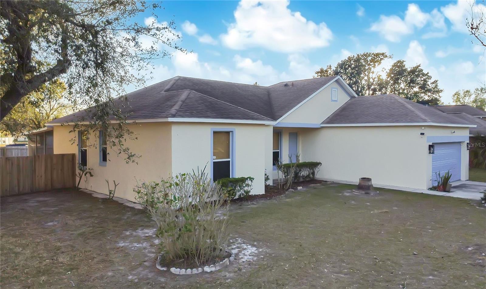 Image 23 of 24 For 8102 Country Run Parkway