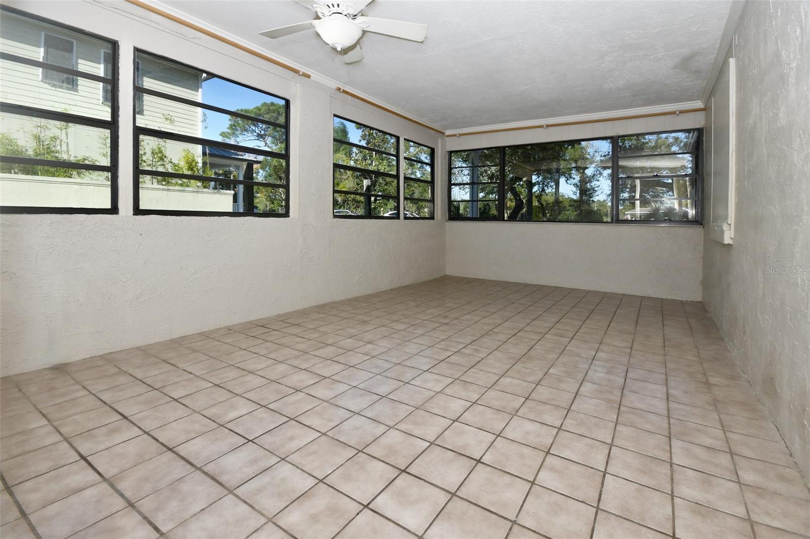 Image 17 of 28 For 336 Bunker Place