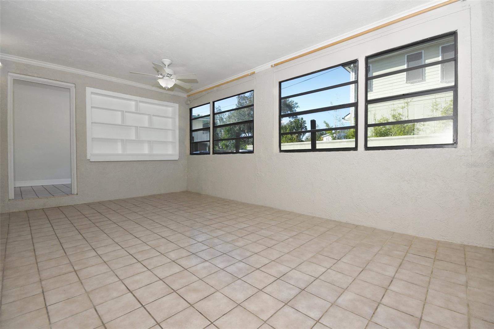 Image 19 of 28 For 336 Bunker Place