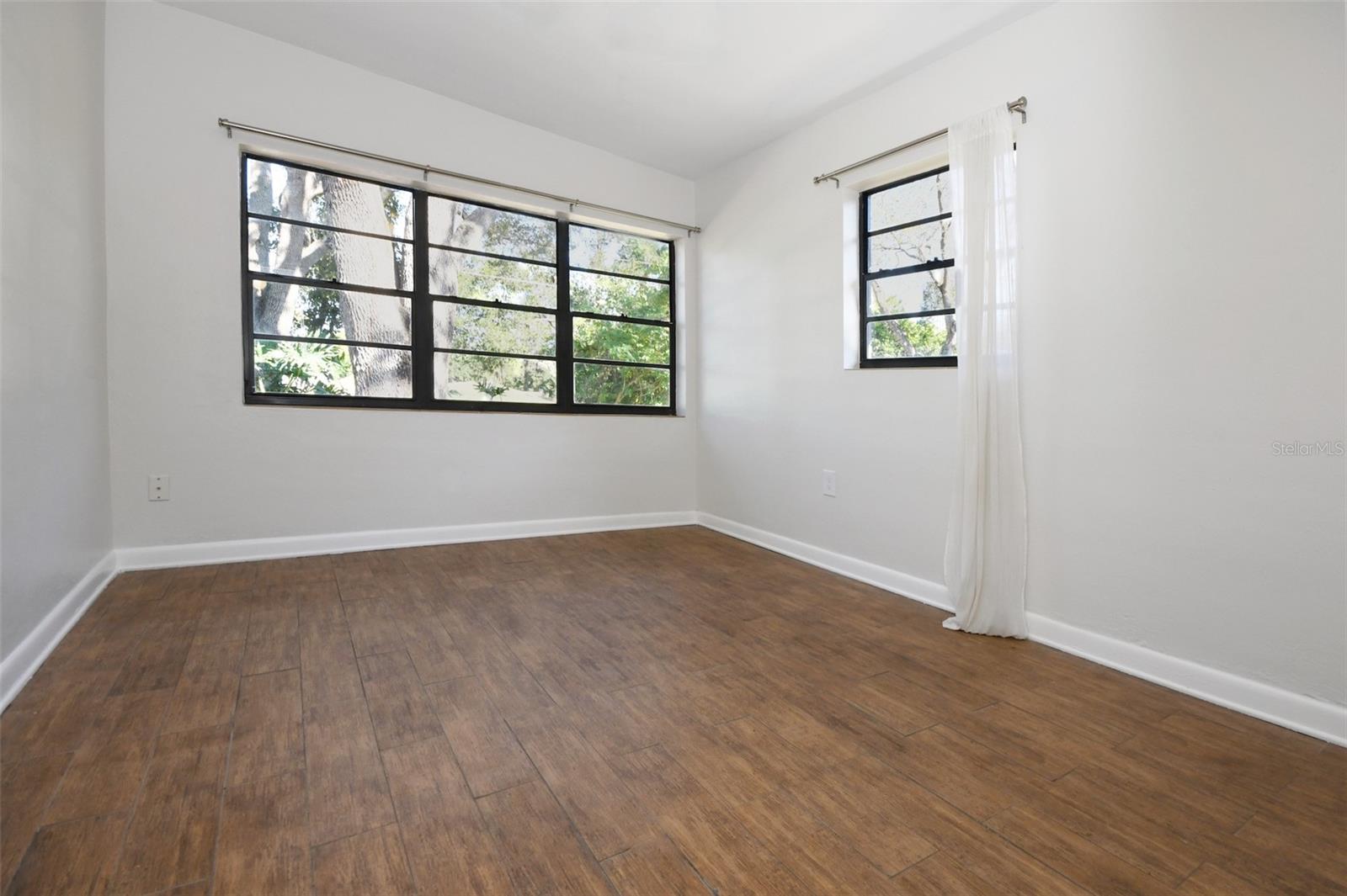 Image 20 of 28 For 336 Bunker Place