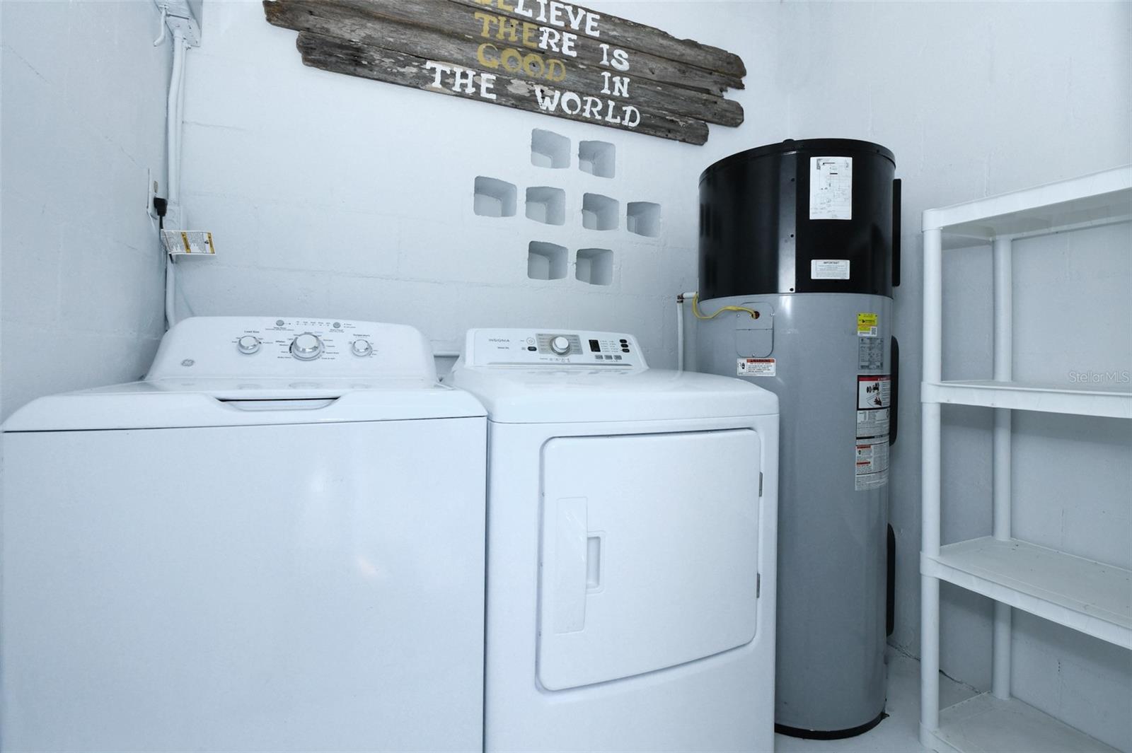 Image 23 of 28 For 336 Bunker Place