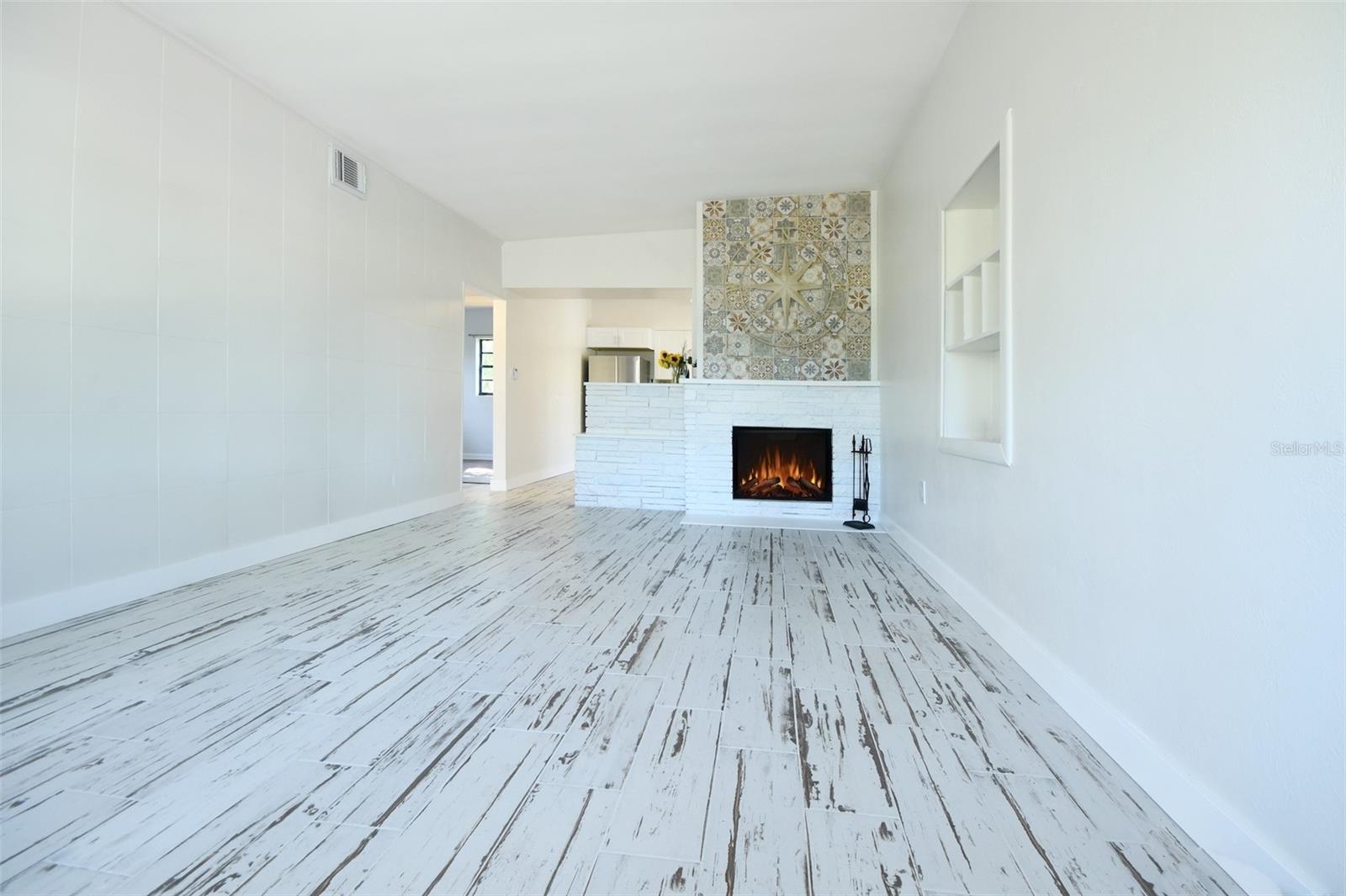 Image 8 of 28 For 336 Bunker Place