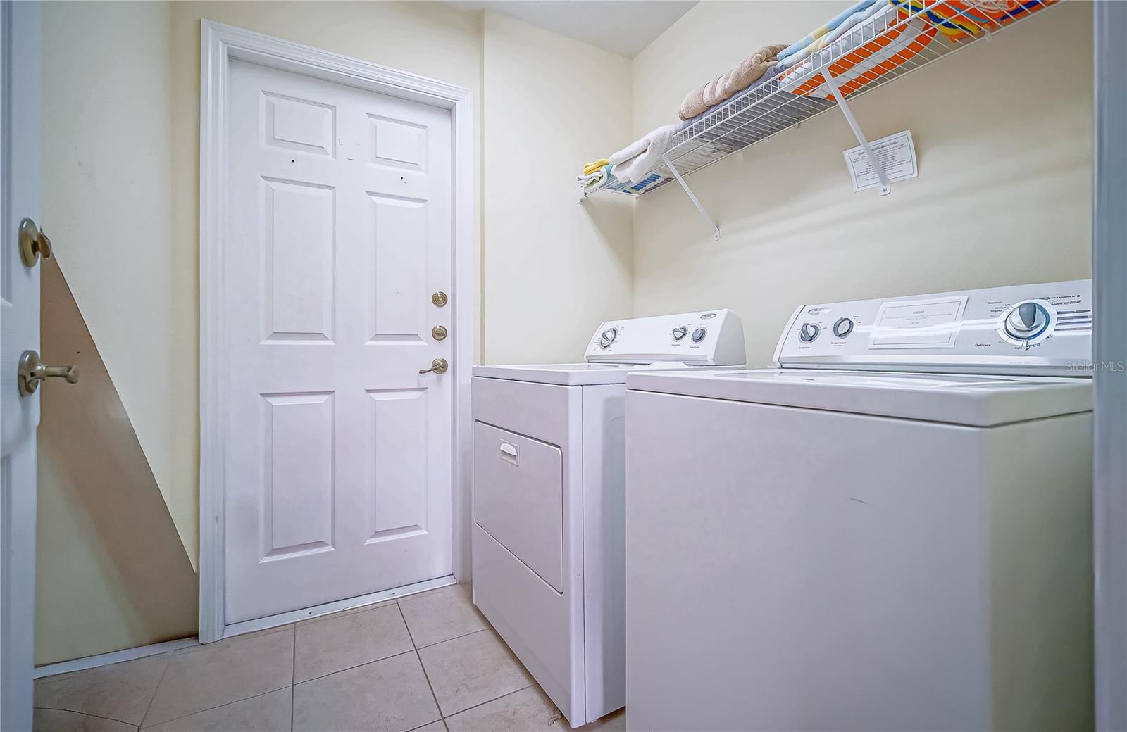 Image 11 of 39 For 1009 Orange Cosmos Boulevard