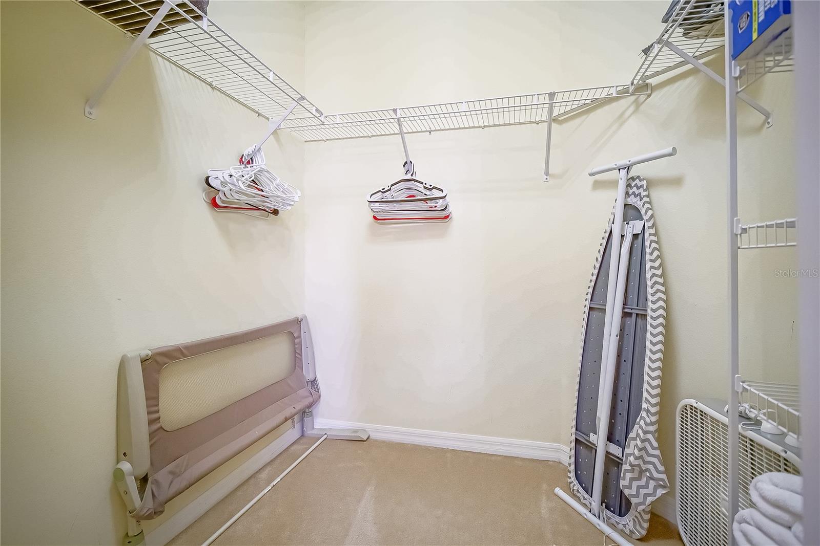 Image 16 of 39 For 1009 Orange Cosmos Boulevard