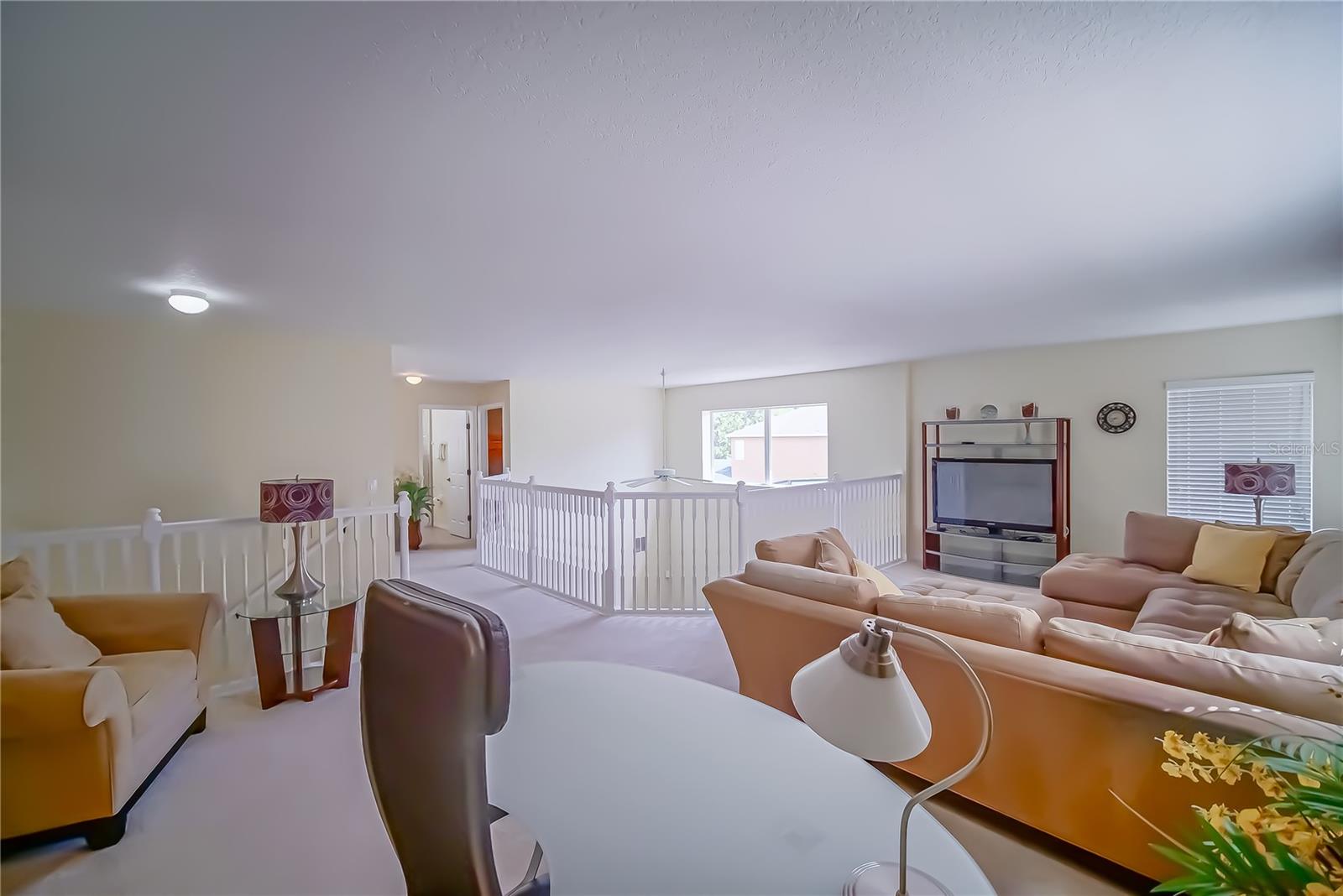 Image 21 of 39 For 1009 Orange Cosmos Boulevard