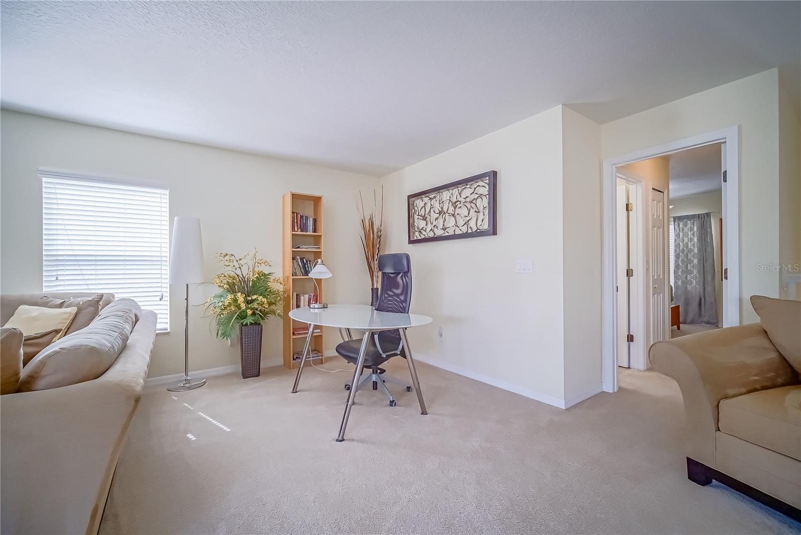 Image 22 of 39 For 1009 Orange Cosmos Boulevard