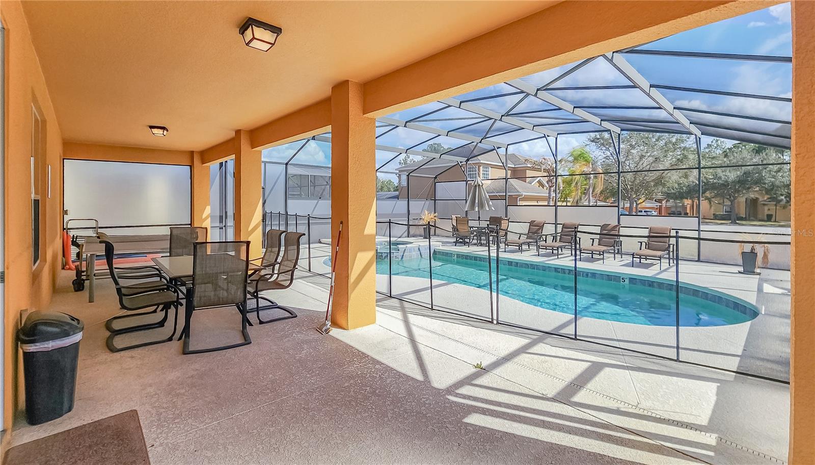 Image 31 of 39 For 1009 Orange Cosmos Boulevard