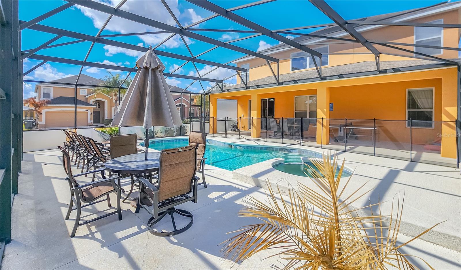 Image 34 of 39 For 1009 Orange Cosmos Boulevard