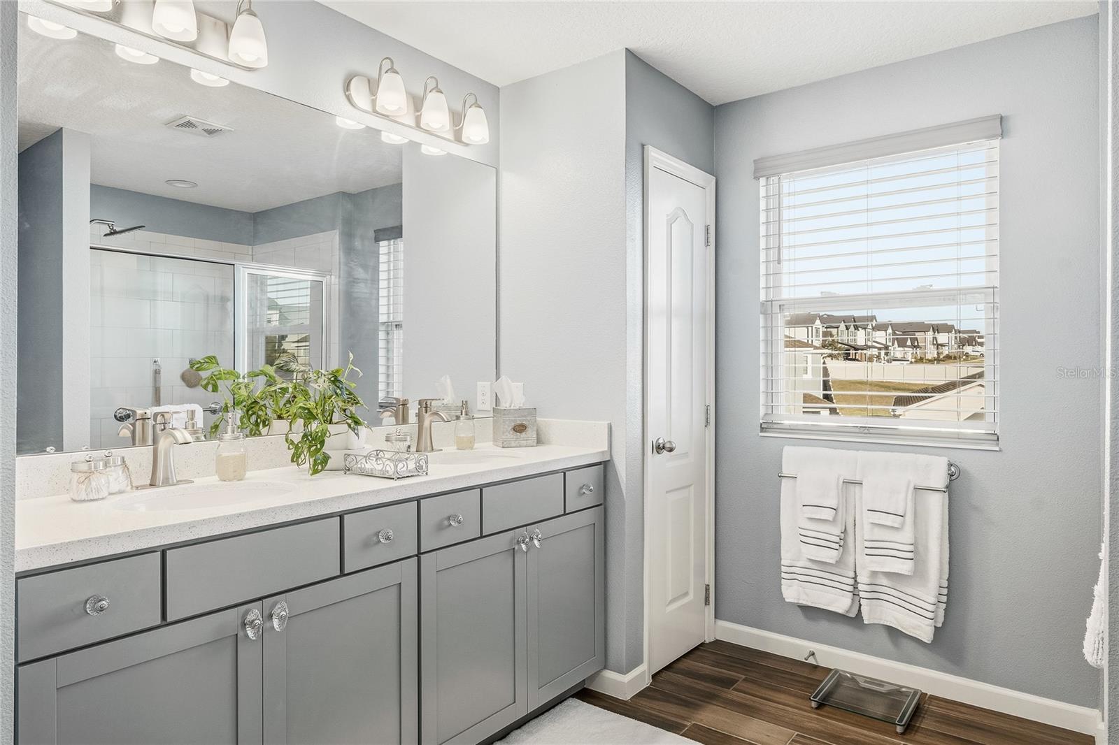 Image 23 of 61 For 17105 Gathering Place Circle