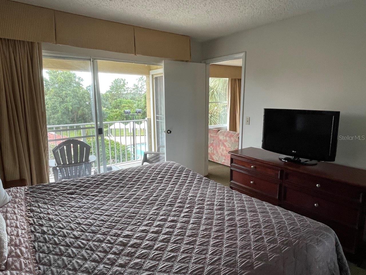 Image 14 of 21 For 6336 Parc Corniche Drive