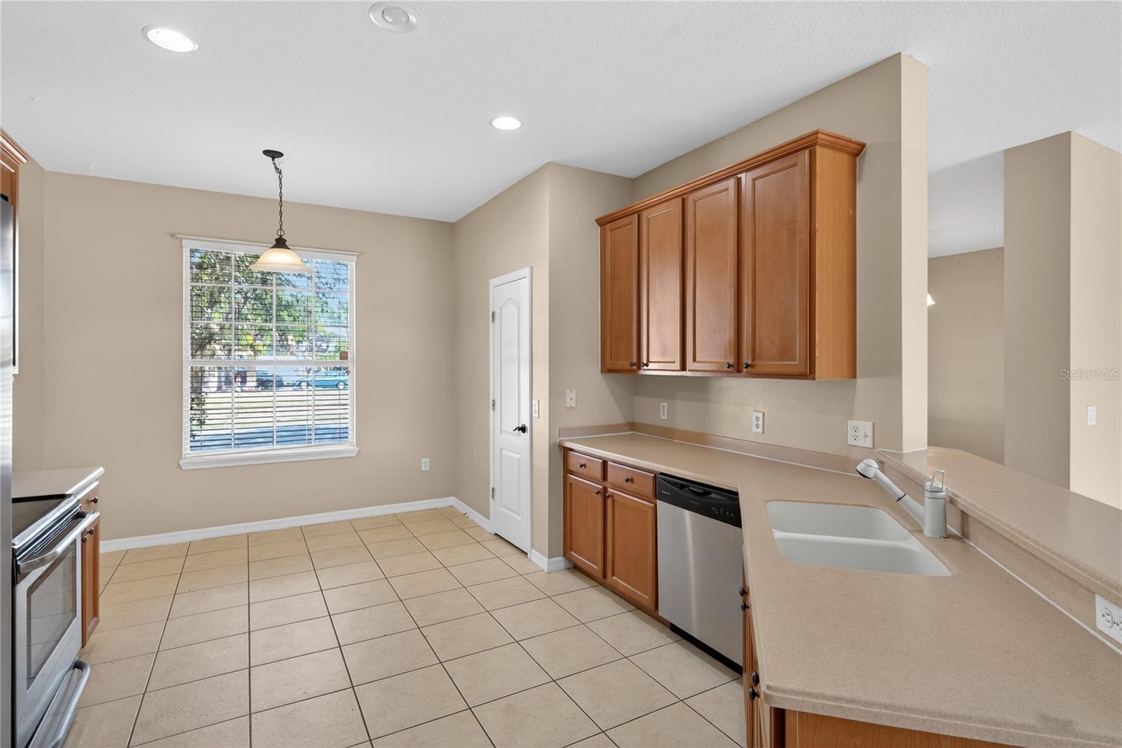 Image 7 of 59 For 3381 Marshfield Preserve Way