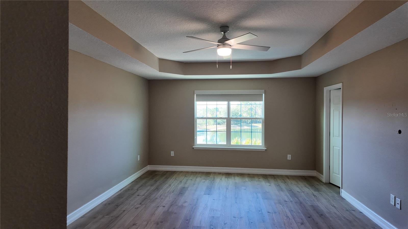 Image 15 of 32 For 8764 Lookout Pointe Drive