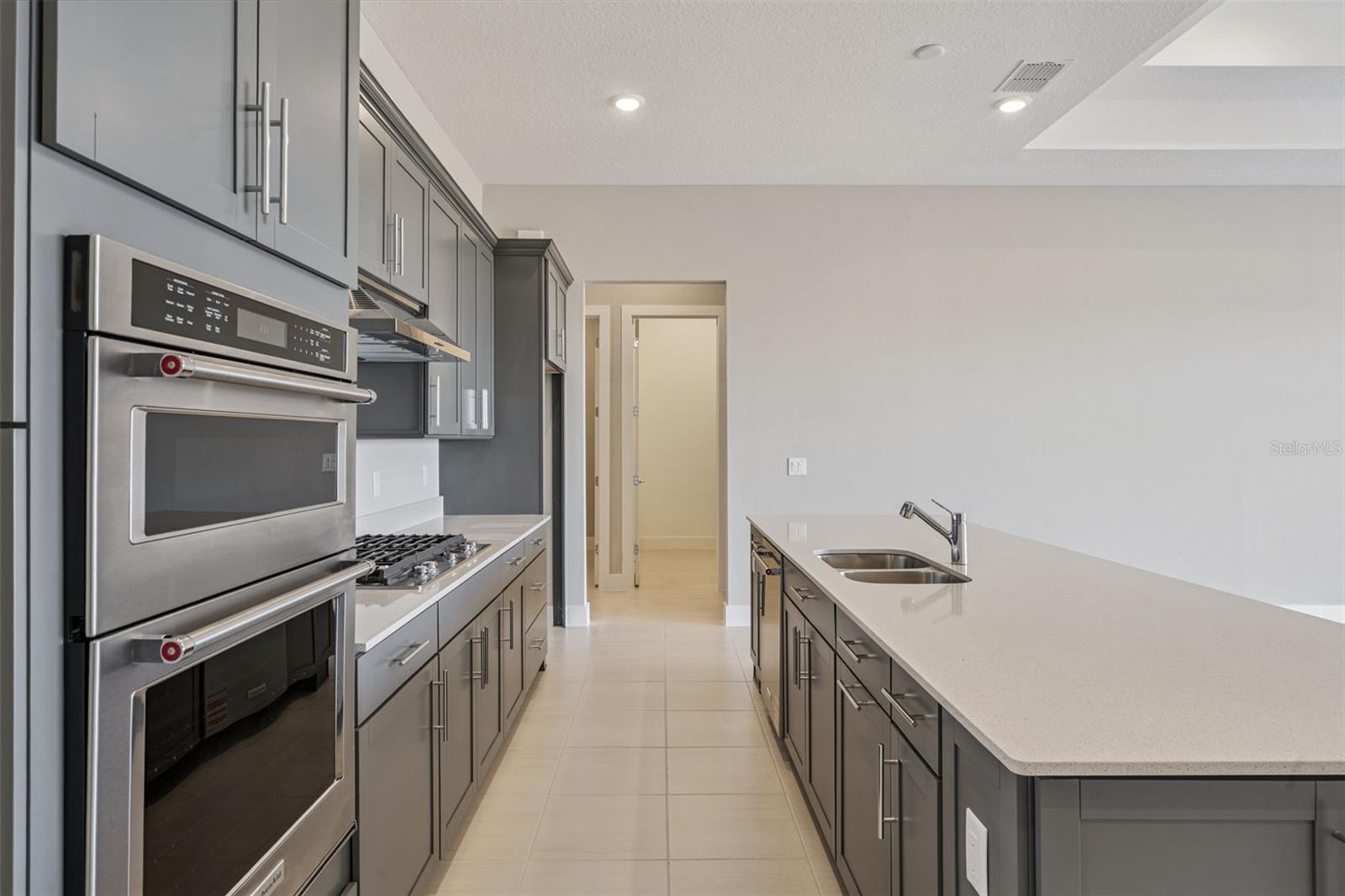 Image 13 of 38 For 4653 Golden Birch Avenue