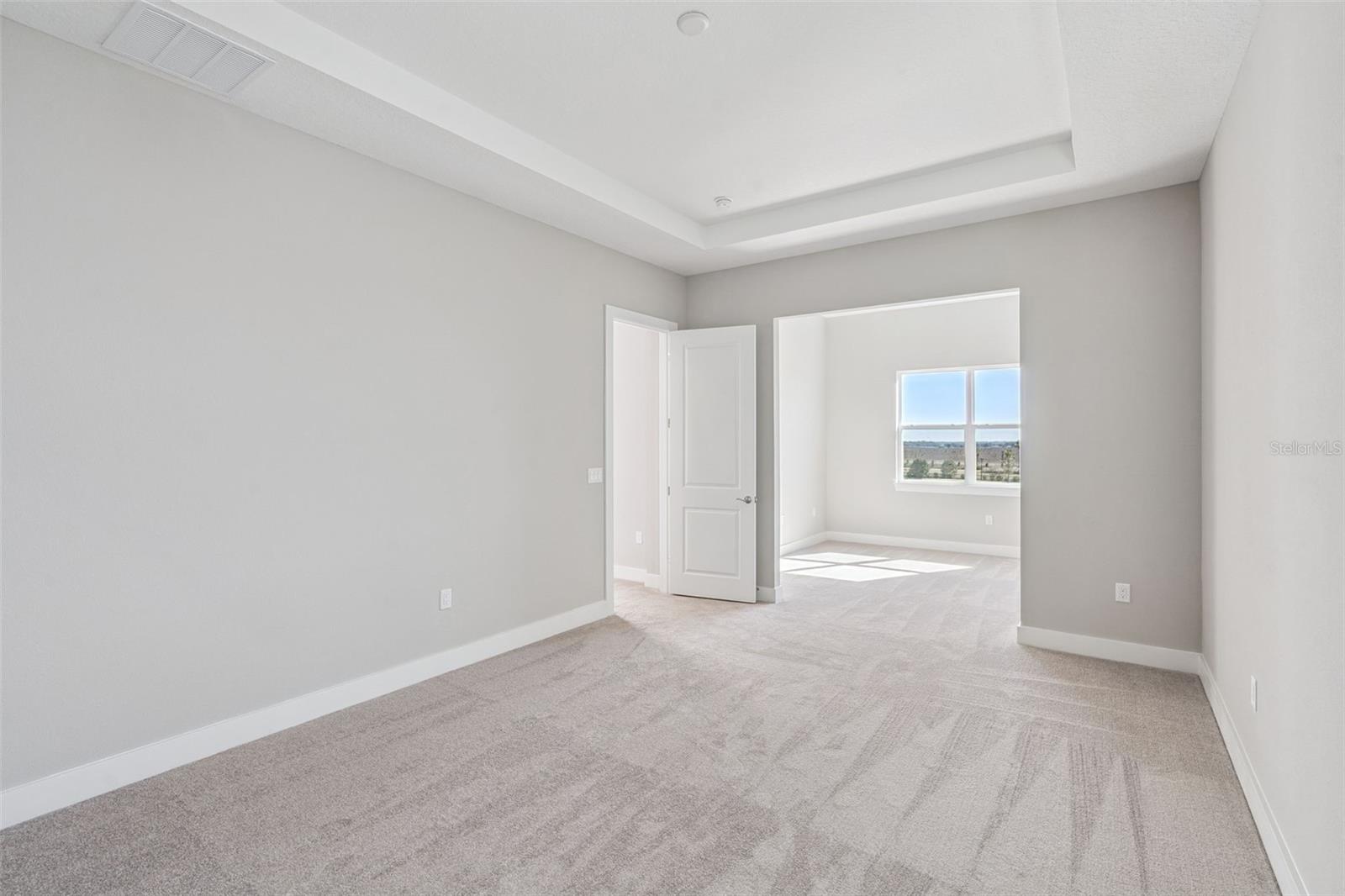 Image 17 of 38 For 4653 Golden Birch Avenue