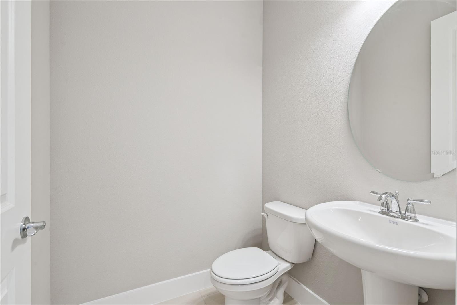 Image 25 of 38 For 4653 Golden Birch Avenue