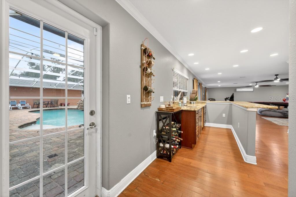 Image 14 of 74 For 746 Washington Avenue W