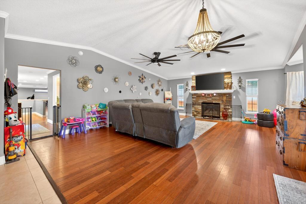 Image 2 of 74 For 746 Washington Avenue W