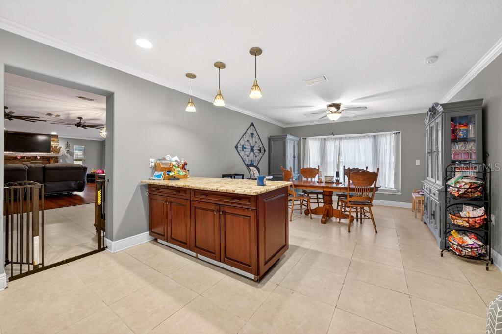 Image 26 of 74 For 746 Washington Avenue W