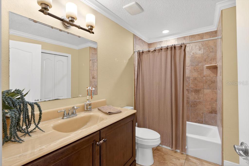 Image 51 of 74 For 746 Washington Avenue W