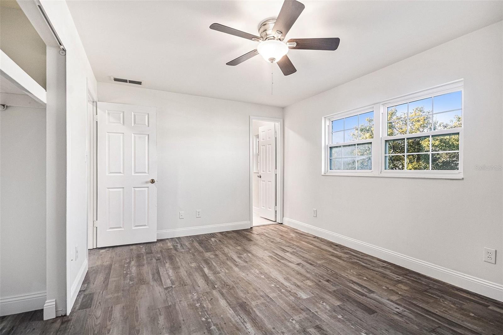 Image 12 of 25 For 1266 Village Way