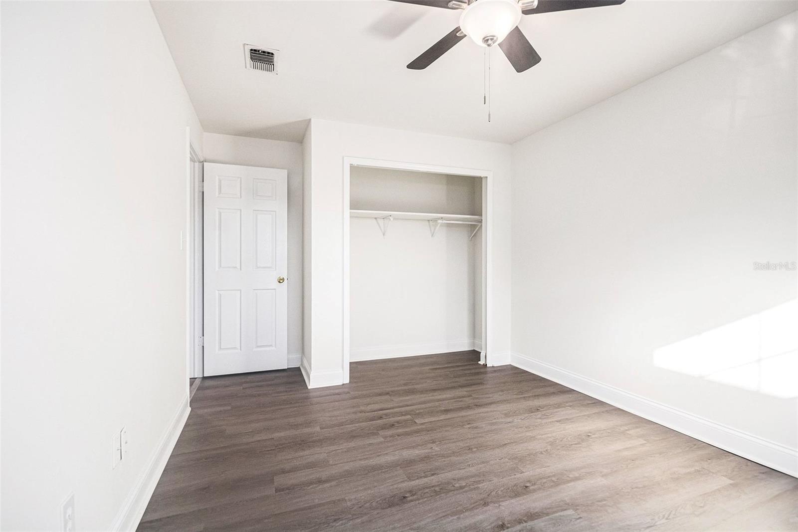 Image 16 of 25 For 1266 Village Way