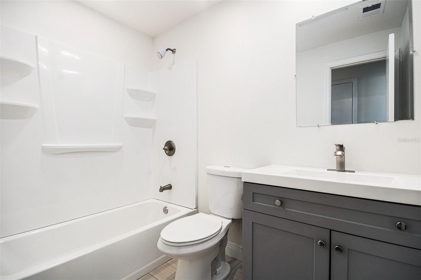 Image 18 of 25 For 1266 Village Way