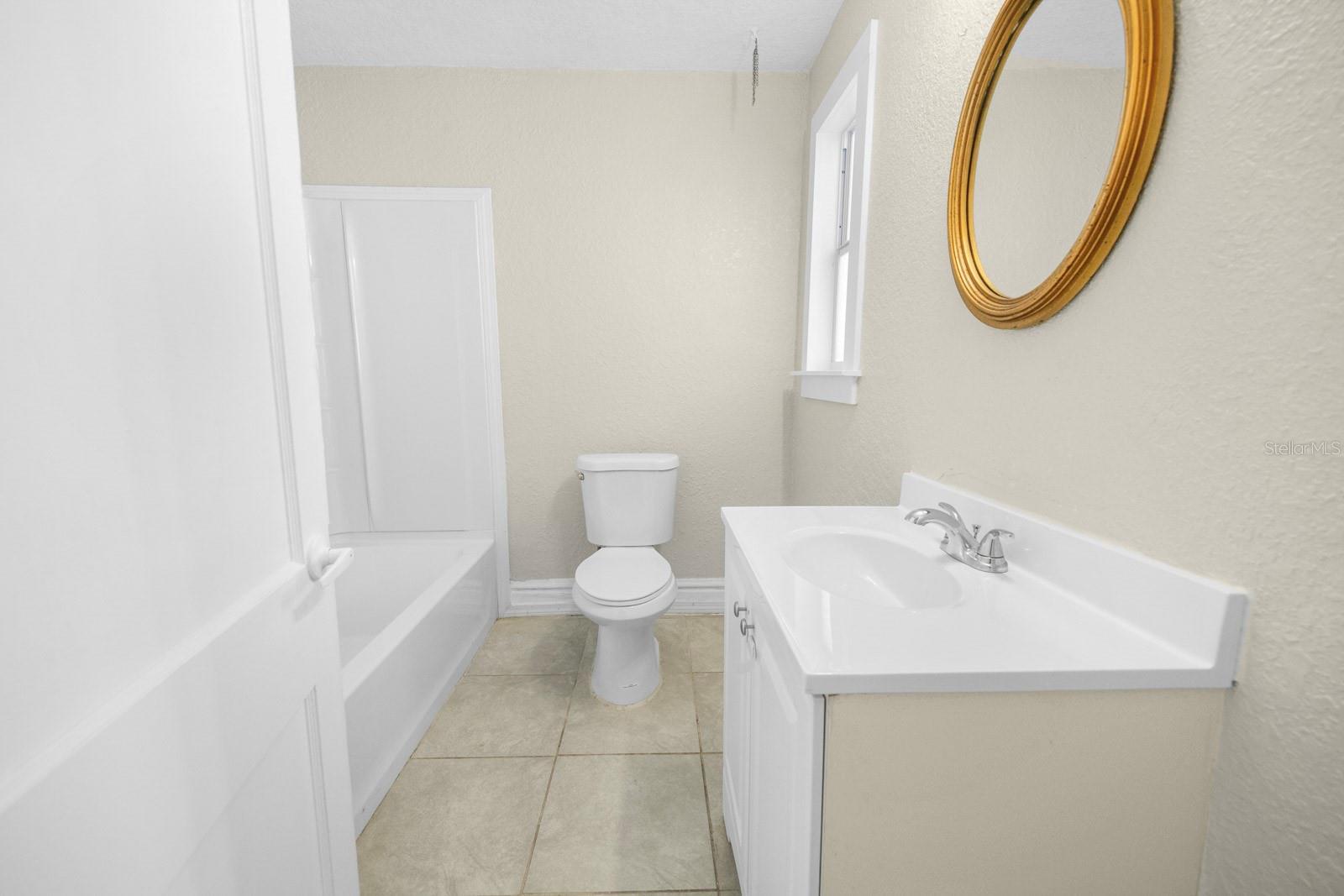 Image 15 of 19 For 1271 6th Street