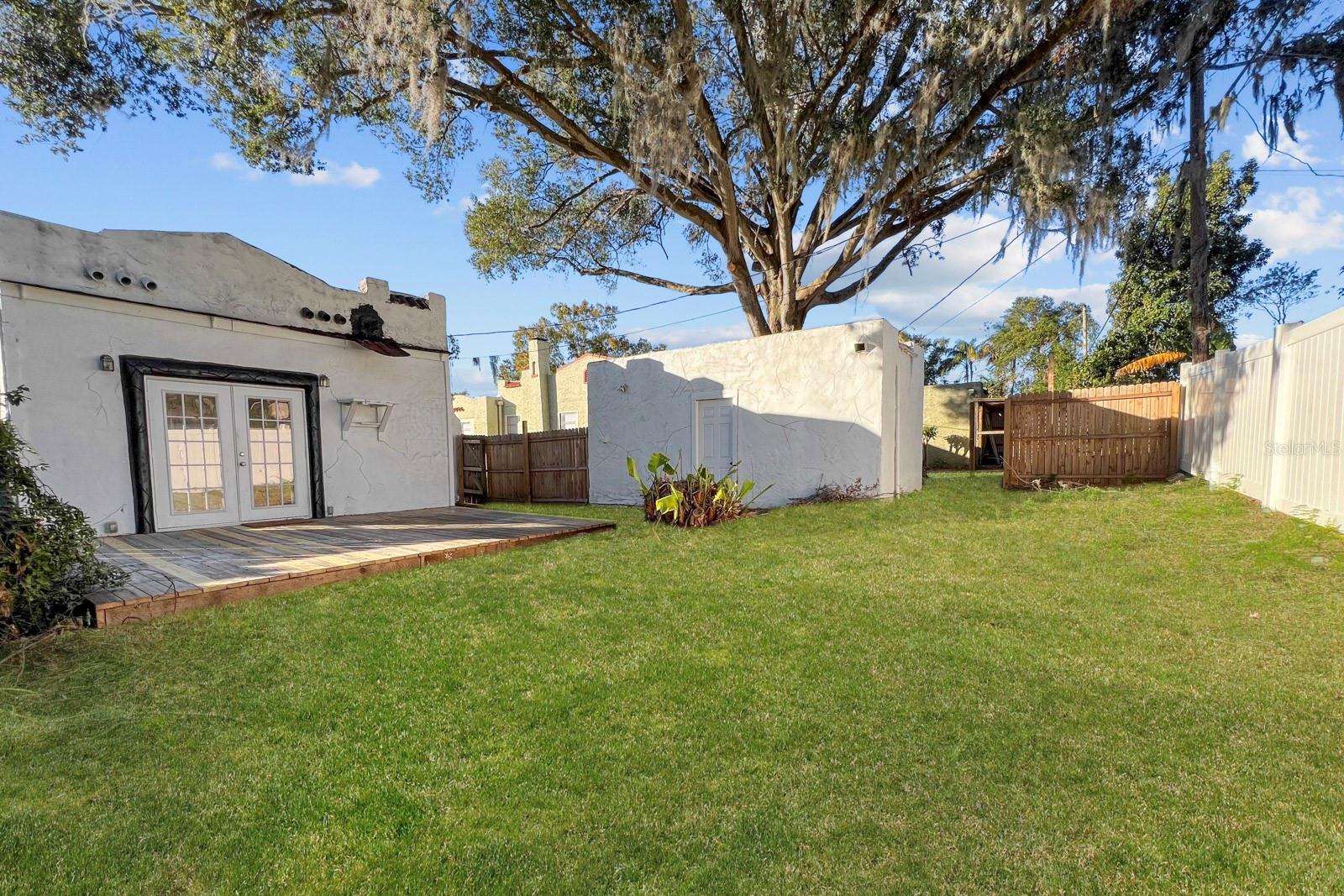 Image 17 of 19 For 1271 6th Street