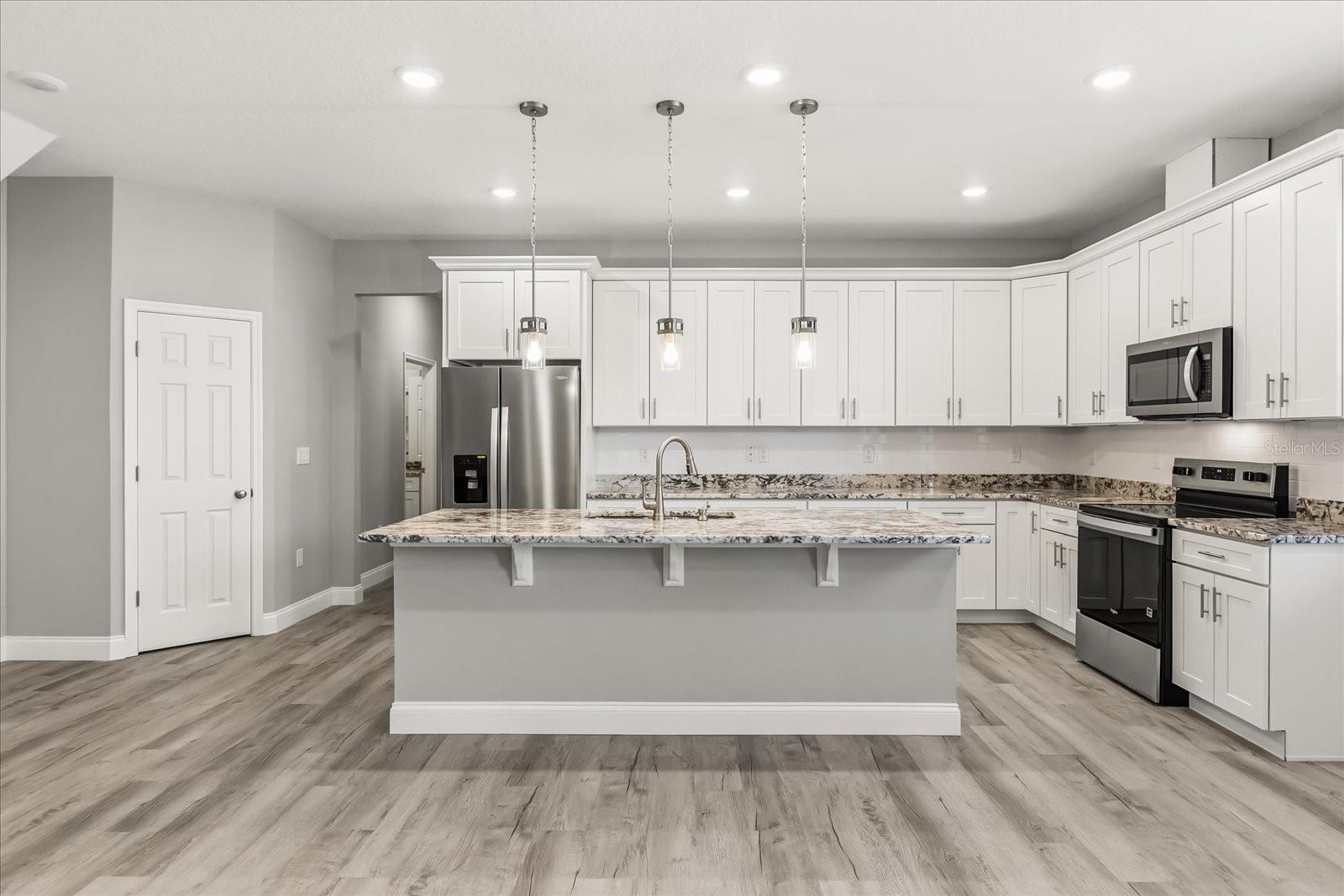 Image 10 of 27 For 2226 Southwest Road