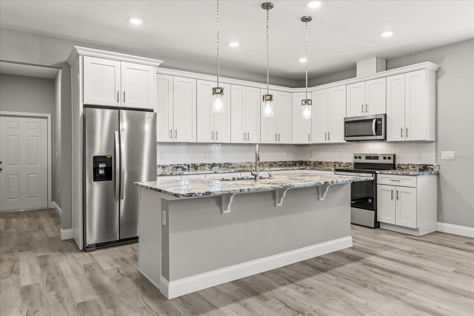 Image 8 of 27 For 2226 Southwest Road