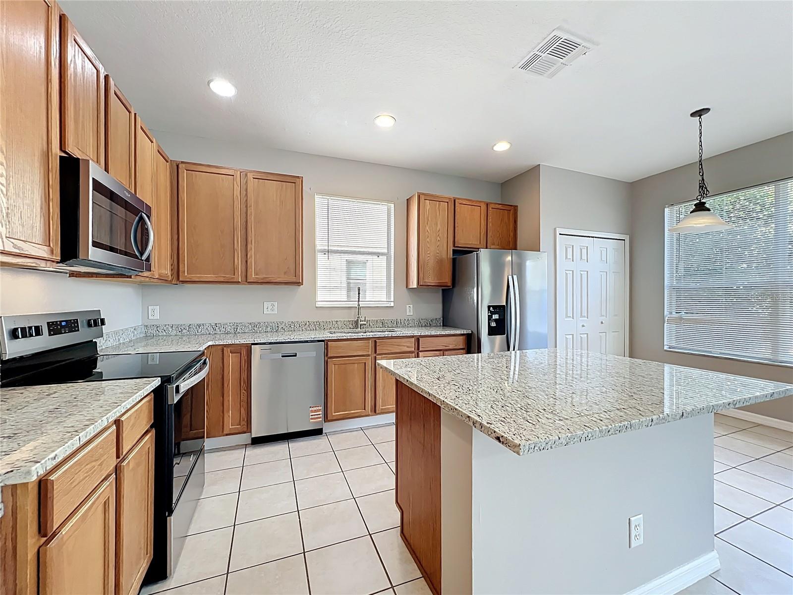 Image 12 of 69 For 33411 Terragona Drive