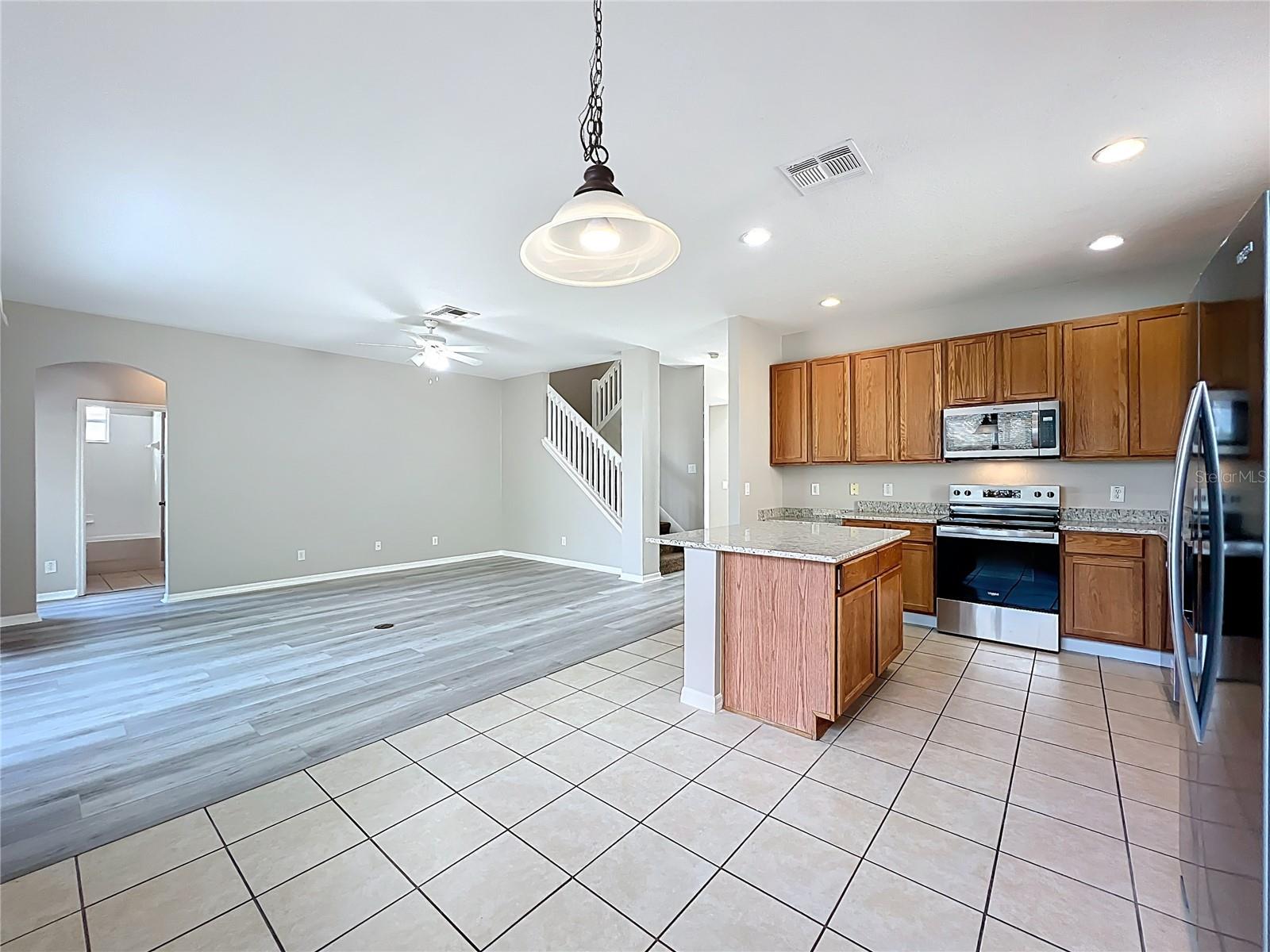 Image 17 of 69 For 33411 Terragona Drive