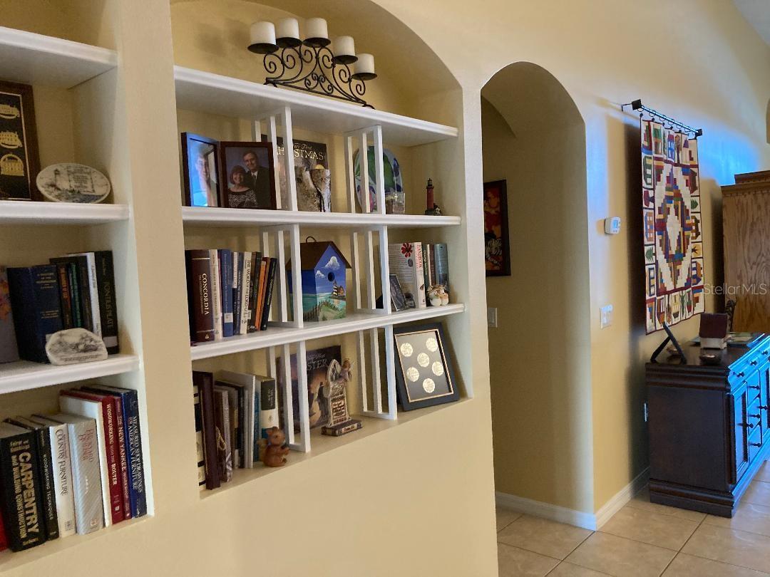 Image 2 of 13 For 5854 Manchester Bridge Drive