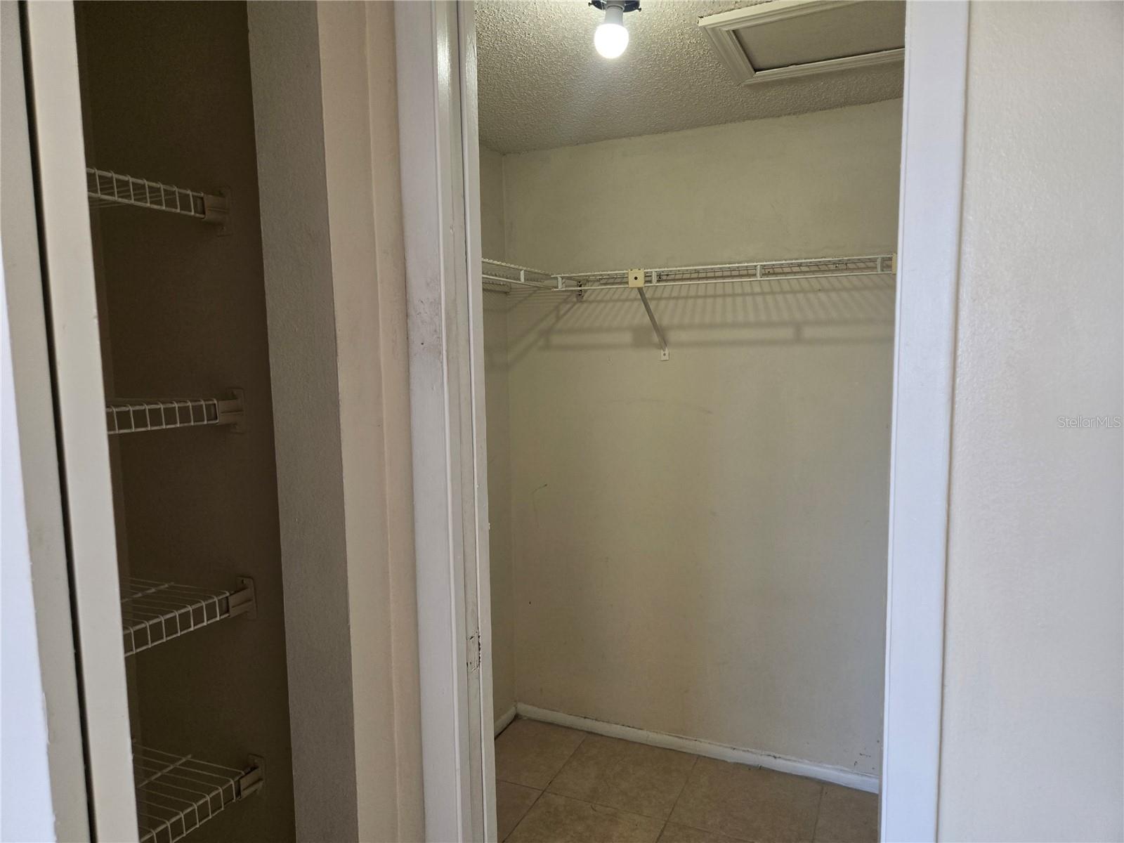 Image 10 of 12 For 1054 Lotus Cove Court 646