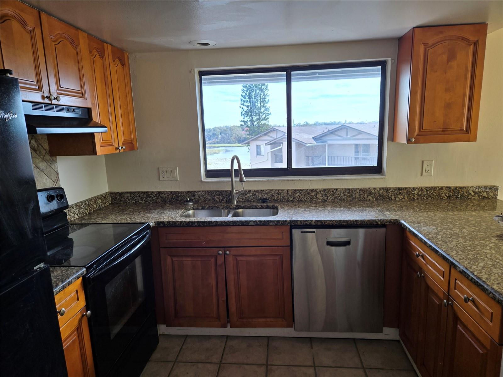 Image 5 of 12 For 1054 Lotus Cove Court 646