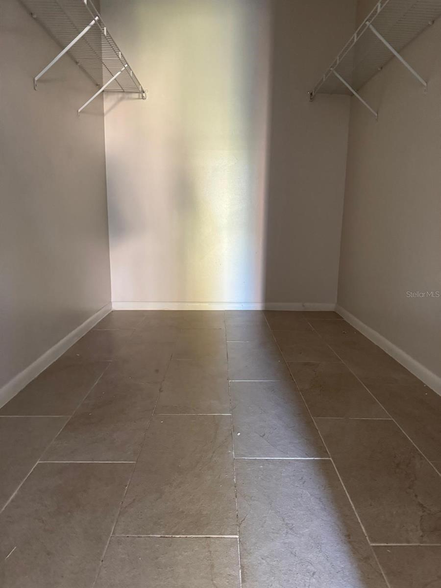 Image 21 of 47 For 2050 Oleander Boulevard #5-202 #10