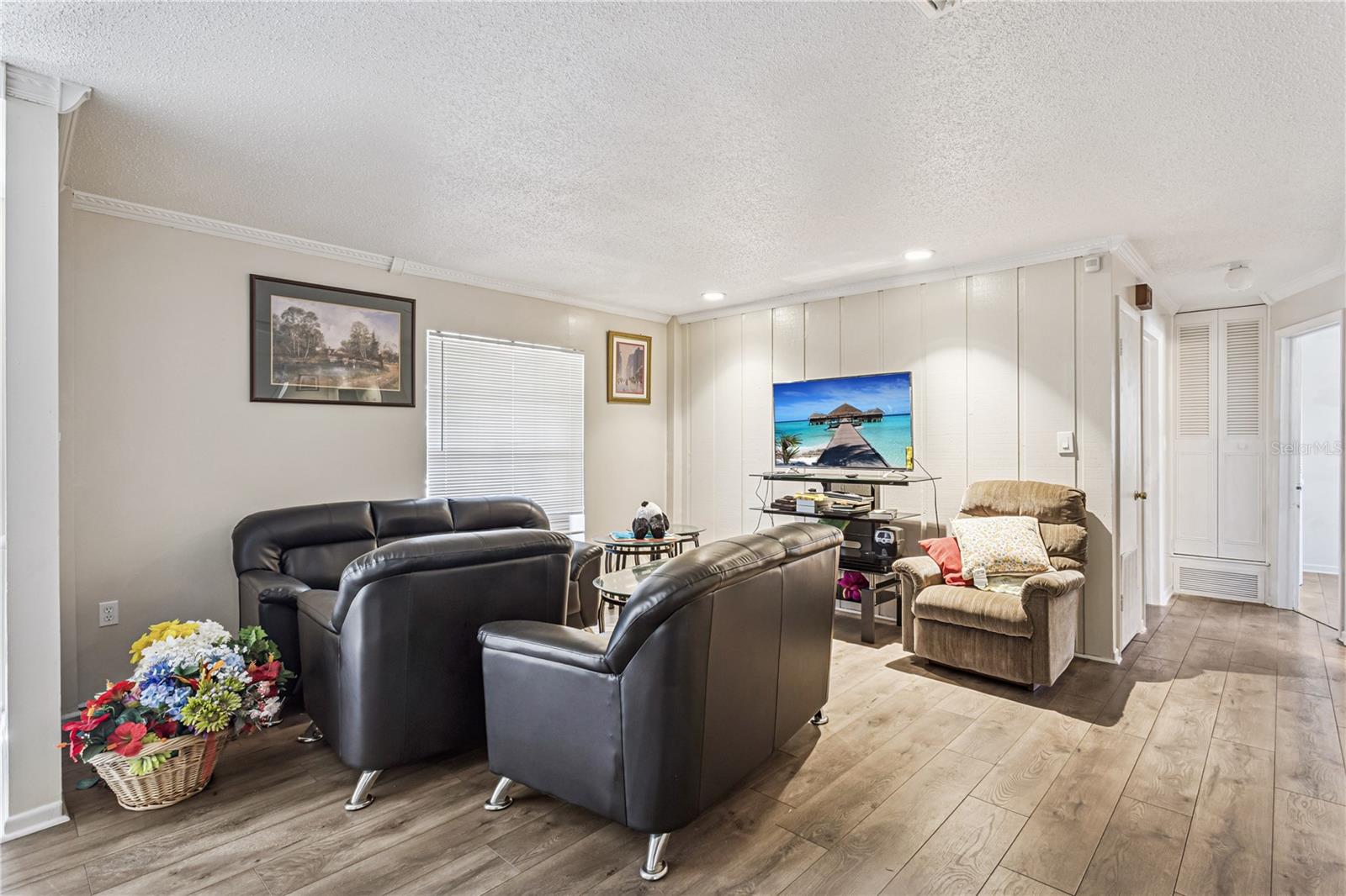 Image 8 of 20 For 6601 Gamble Drive