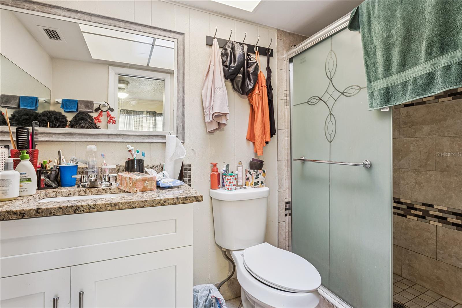 Image 9 of 20 For 6601 Gamble Drive