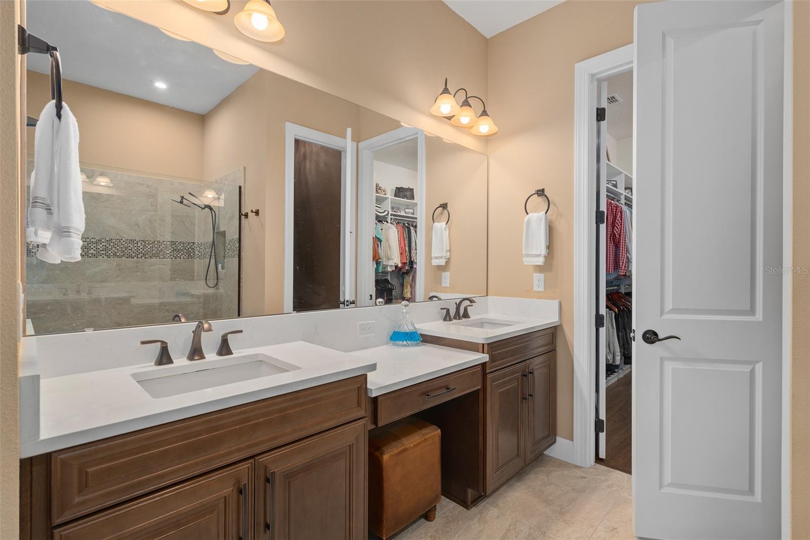 Image 19 of 76 For 2359 Clemblue Road