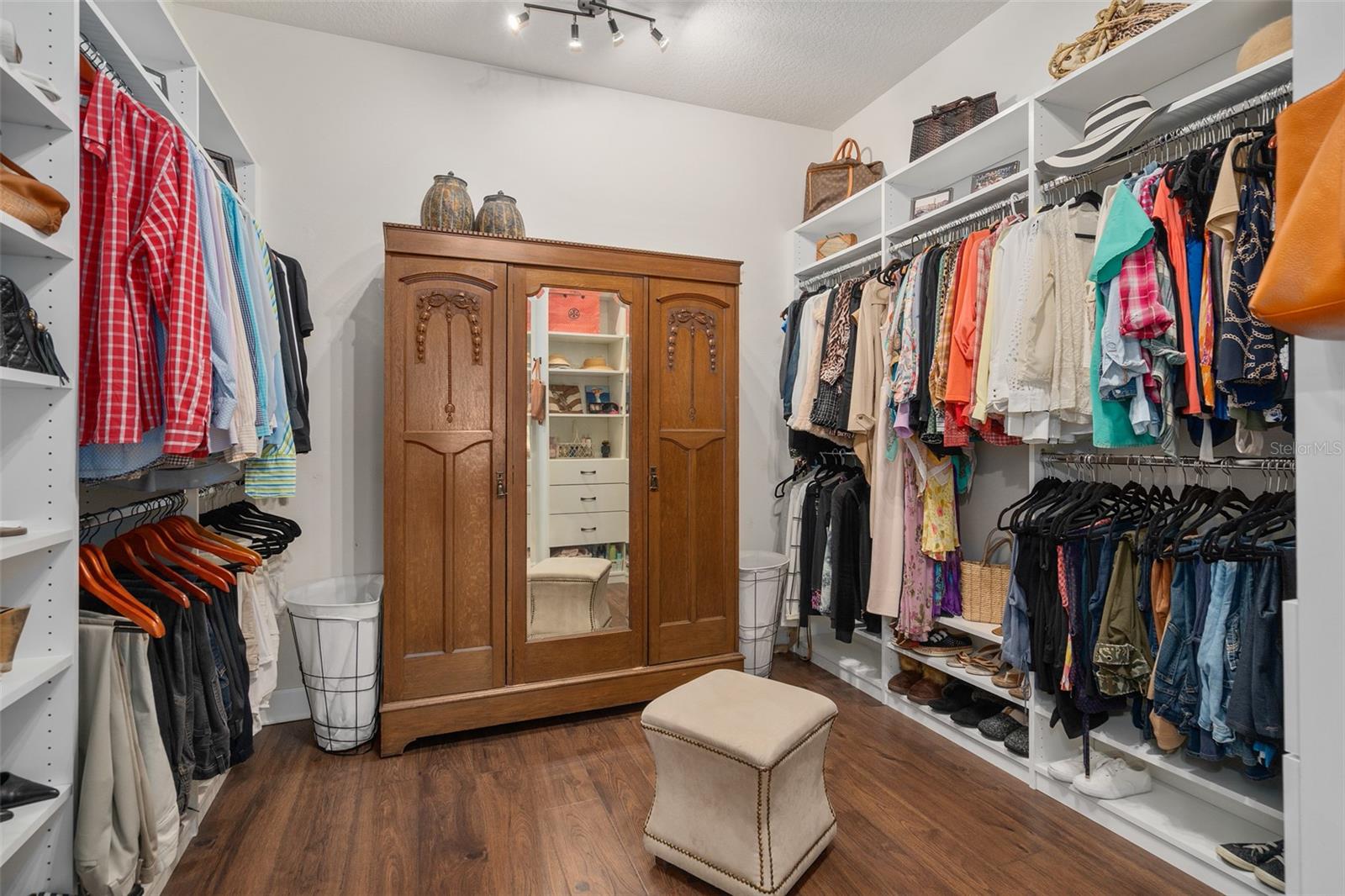 Image 20 of 76 For 2359 Clemblue Road