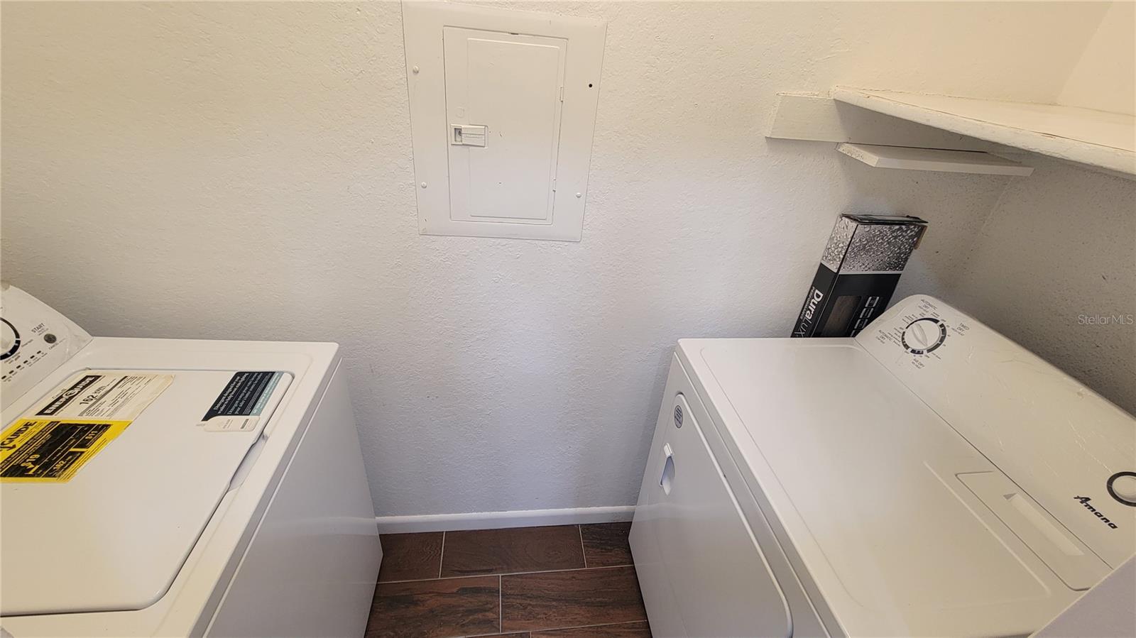 Image 14 of 43 For 5600 Devonbriar Way N202