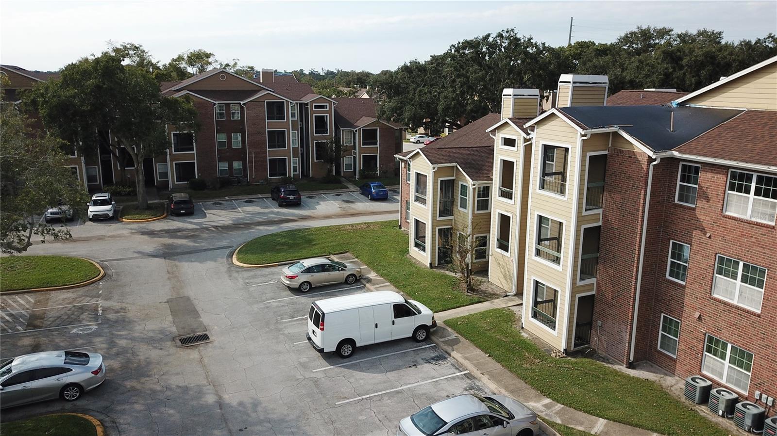 Image 37 of 43 For 5600 Devonbriar Way N202