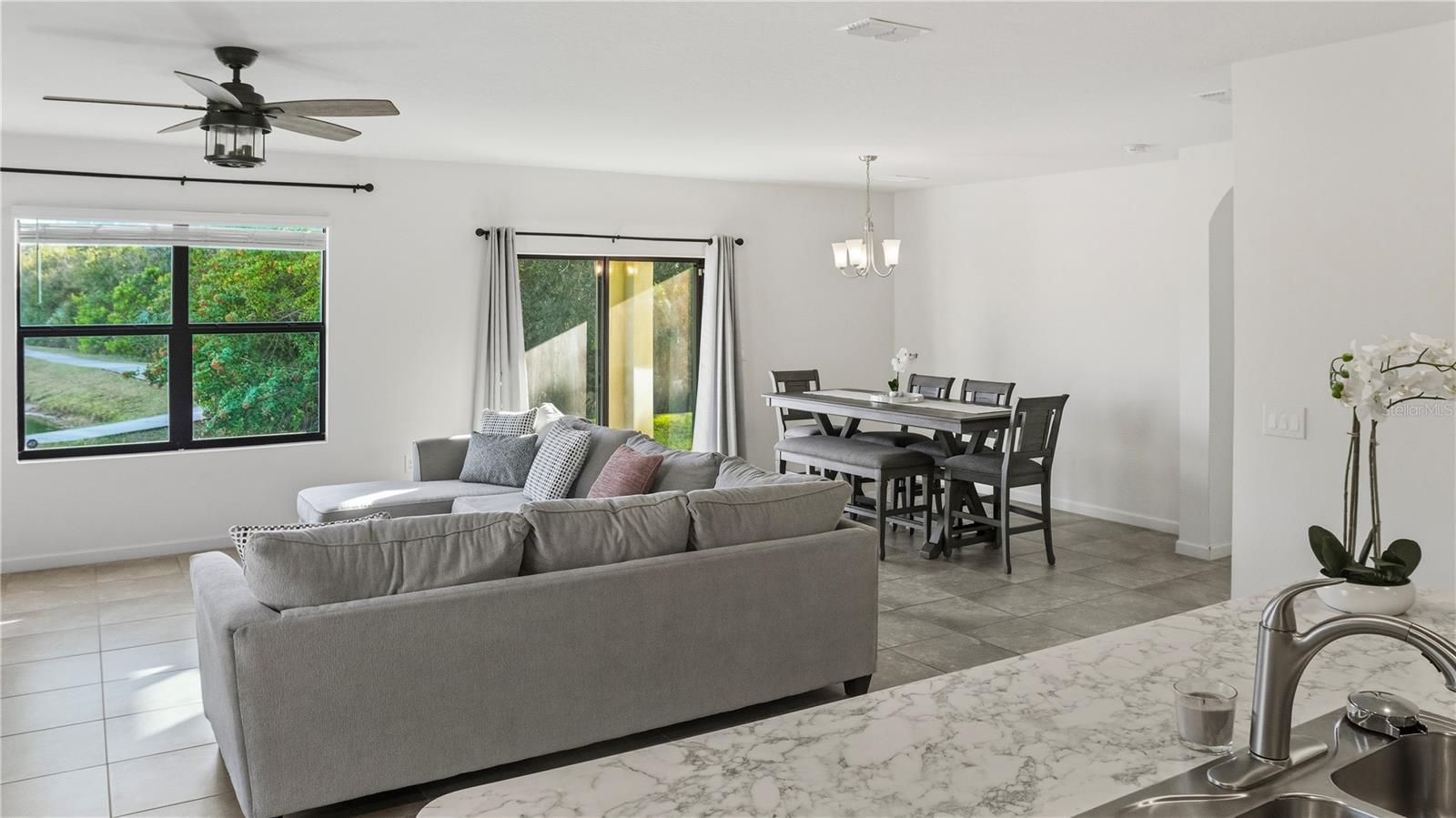 Image 18 of 26 For 5954 Orsino Lane