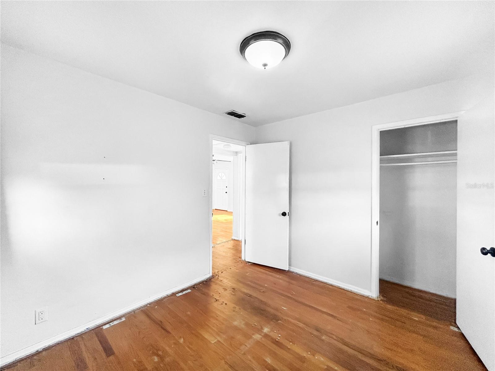 Image 10 of 19 For 441 40th Avenue Ne