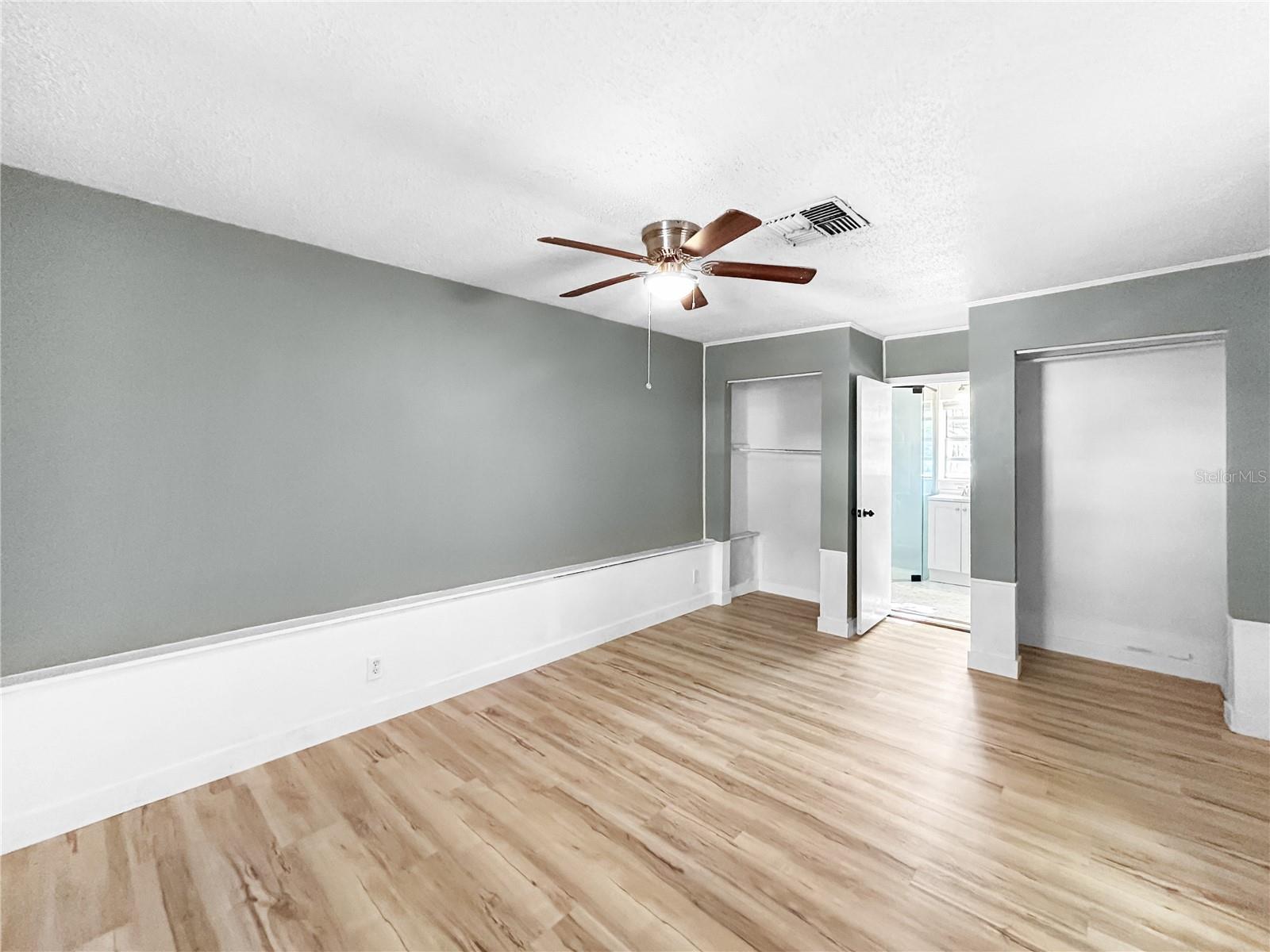 Image 15 of 19 For 441 40th Avenue Ne