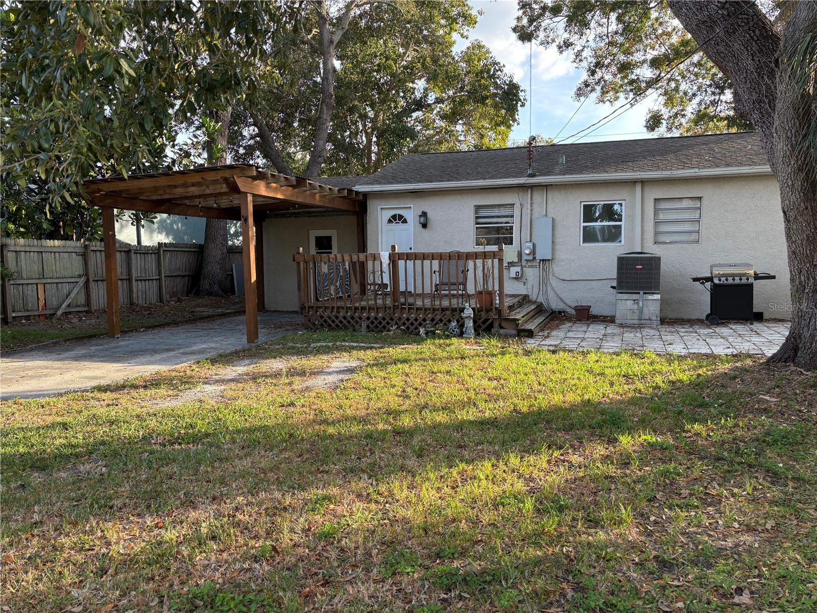 Image 3 of 19 For 441 40th Avenue Ne