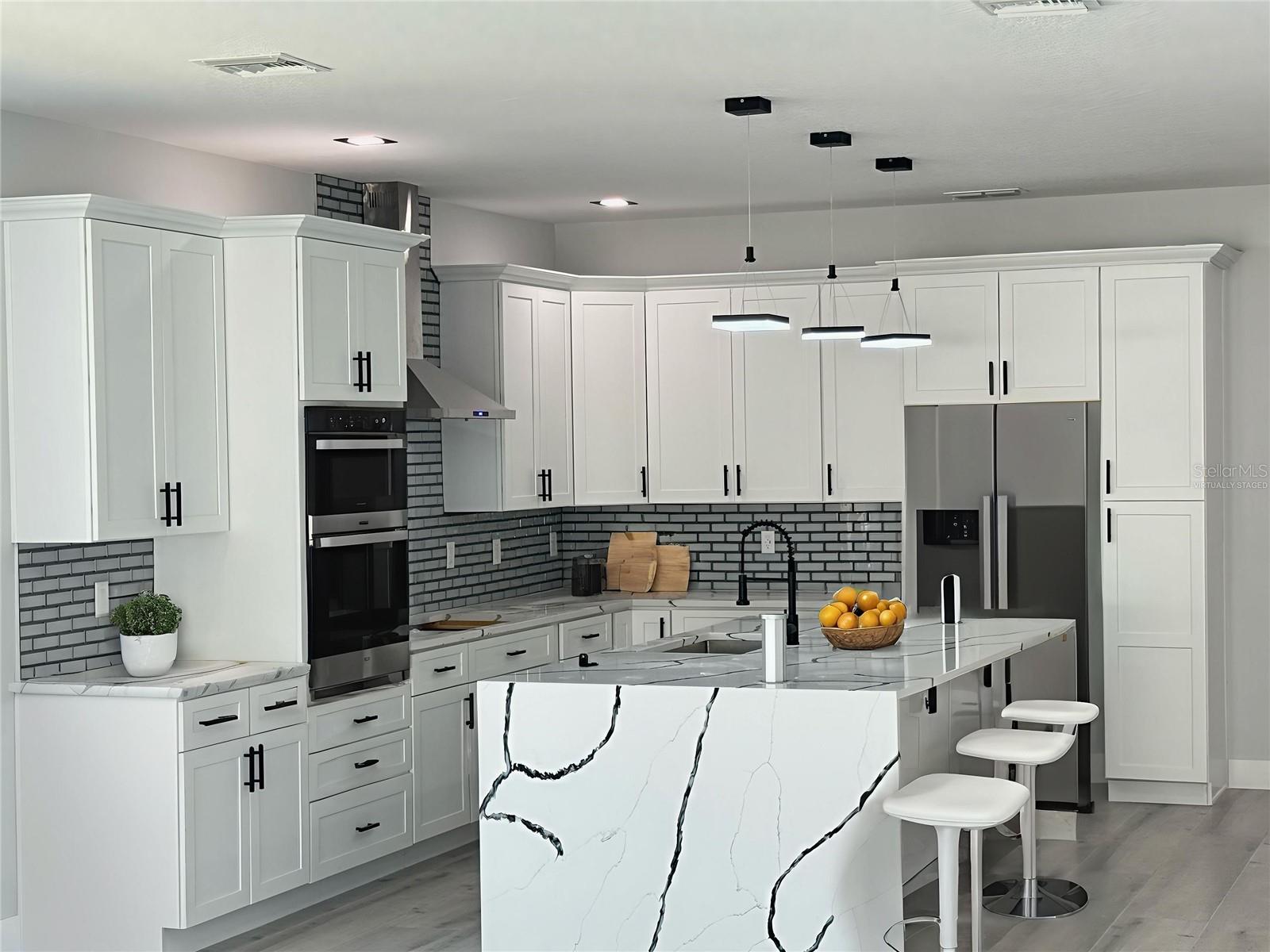 Image 5 of 26 For 63 10th Street