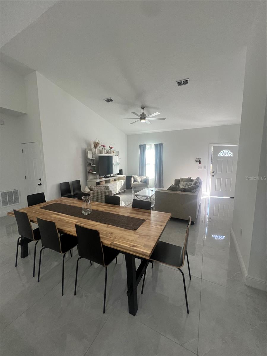 Image 8 of 12 For 6425 Curtis Street